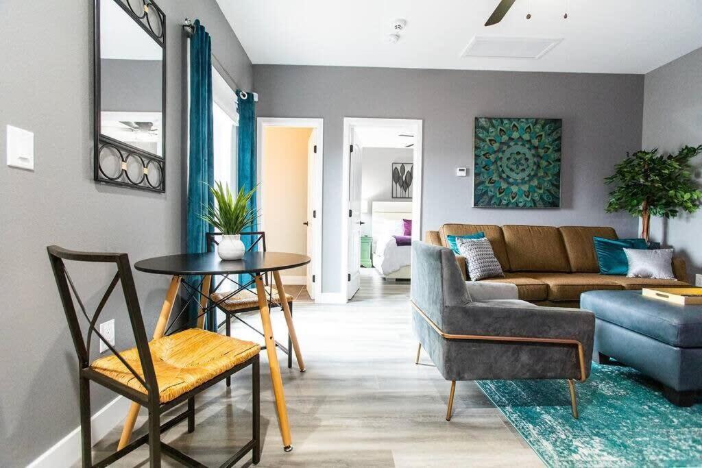 Appartamento Restaurants-Pets-Professionals-Fastwifi-A C-Patios San Diego Esterno foto